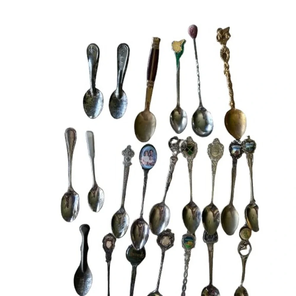 Souvenir Spoon Lot Unisex OS Mixed Good 83pc Vintage Rolex Royal Enamel